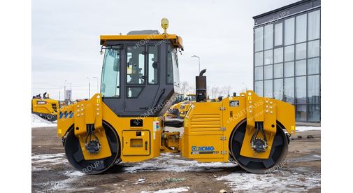 Каток XCMG XD83 фото 1 Каток XCMG XD83 (с крабовым ходом)