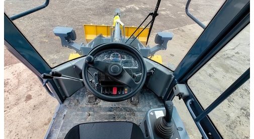 Фронтальный погрузчик XCMG LW180K