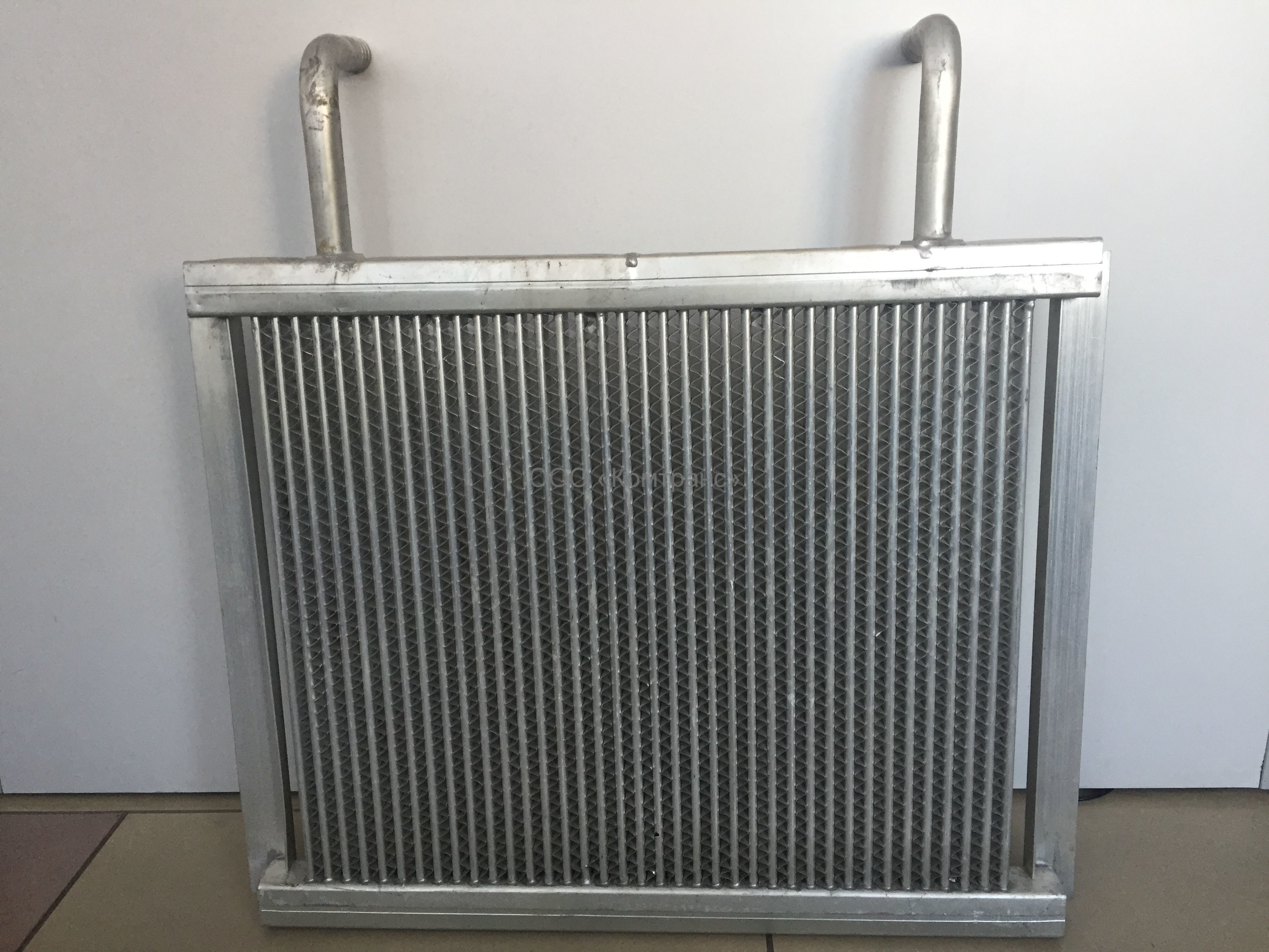 Радиатор масляный LuGong 933, Frontal 230